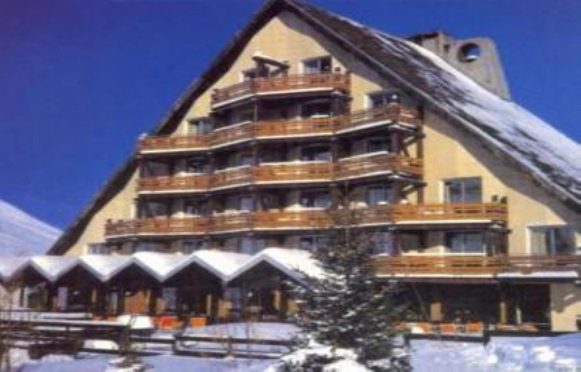 לס דה-אלפס Hotel Adret מראה חיצוני תמונה